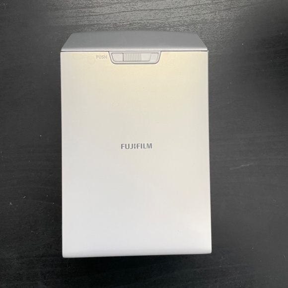 FujiFilm Instax Share Smartphone Printer SP-2 - Picture 2 of 4